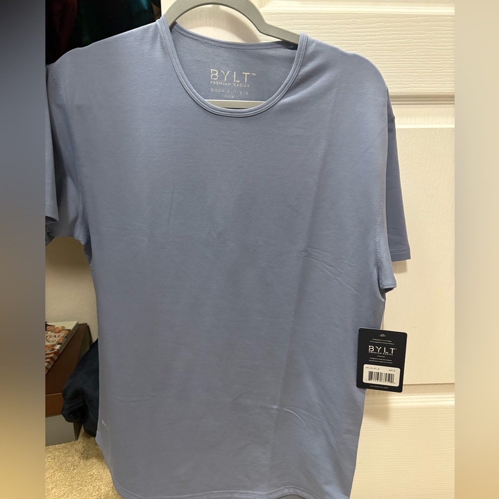2 BYLT Basics T Shirts - Picture 4 of 6